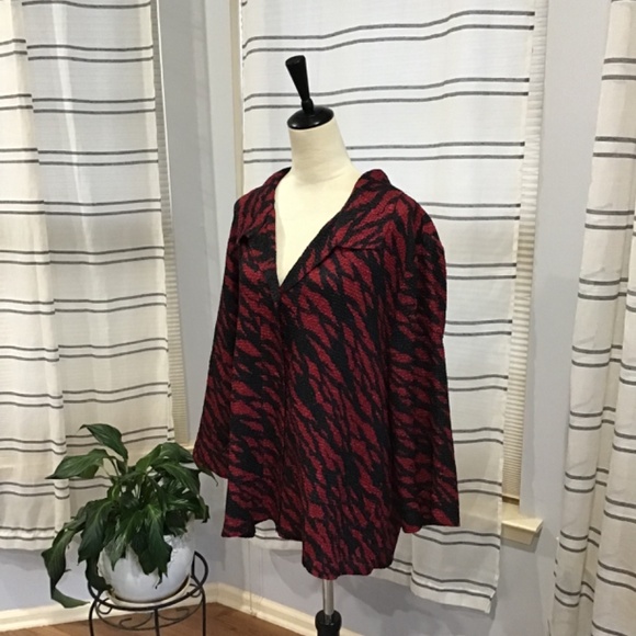 Chicos Travelers  Women Size 3 Jacket Cardigan Crinkled Red Black Tiger Stripe - Picture 2 of 13